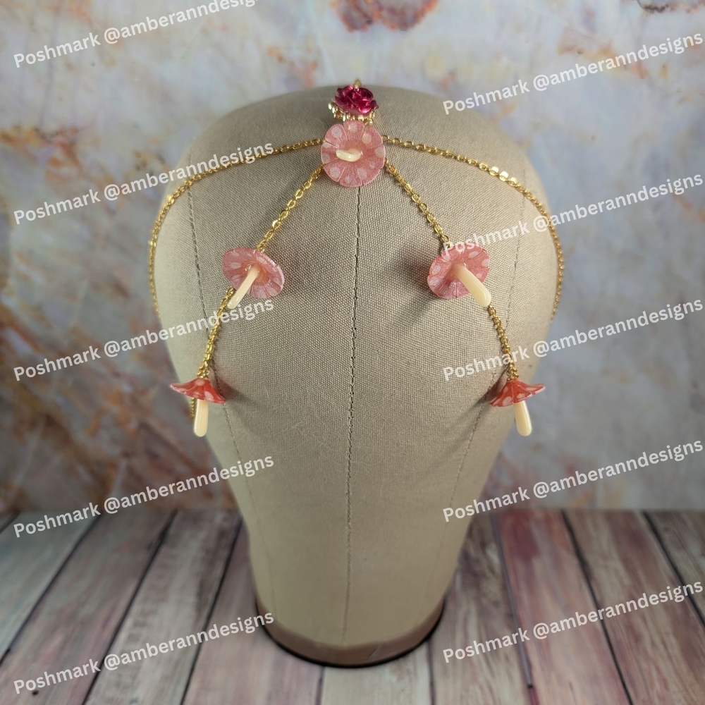 Elegant Red Rose and Gold Chain Hair Accessory with Mushroom Charm Accents